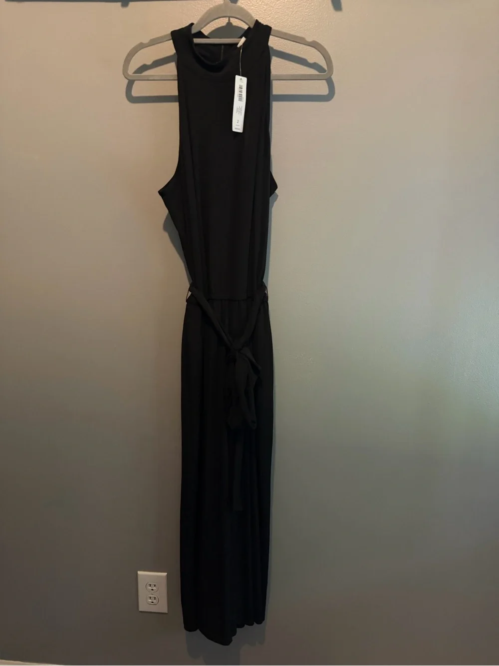 Chicos Classic Gaucho Black Sleeveless Jumpsuit with Waist Tie - Picture 1 of 6